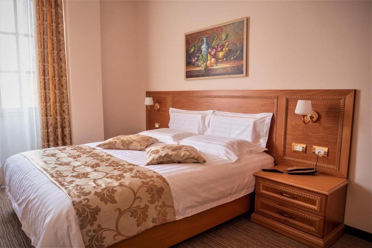 Hotel Boka Tirana Eksteriør billede