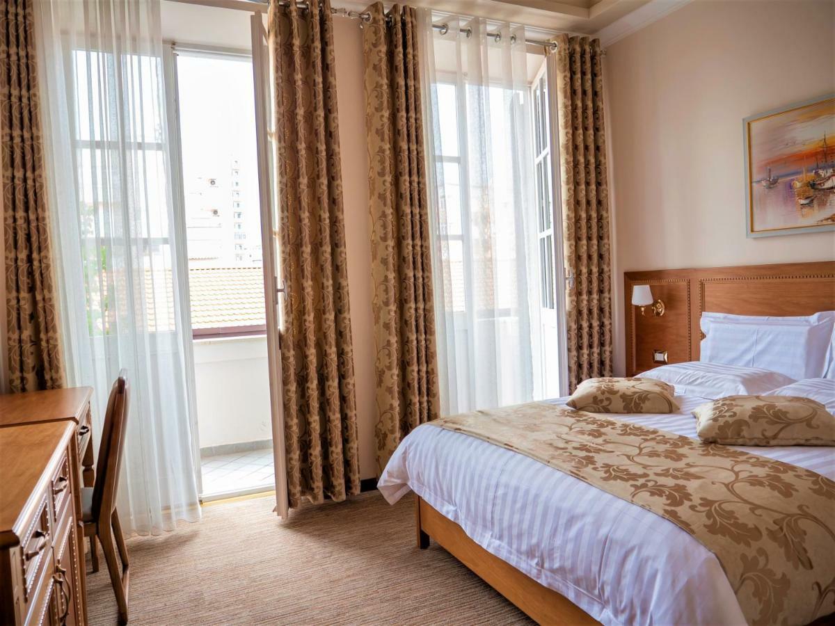 Hotel Boka Tirana Eksteriør billede